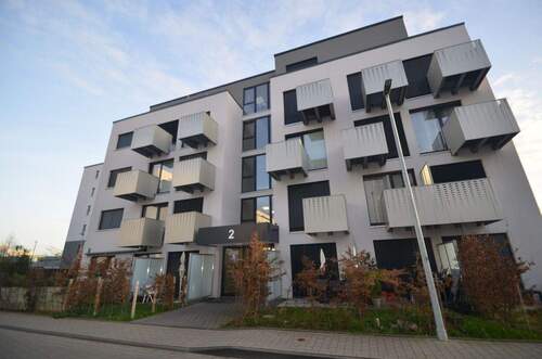 Ansicht - Schön geschnittene zentrale 2-Zimmer-Wohnung mit Aufzug und TG-Stellplatz!