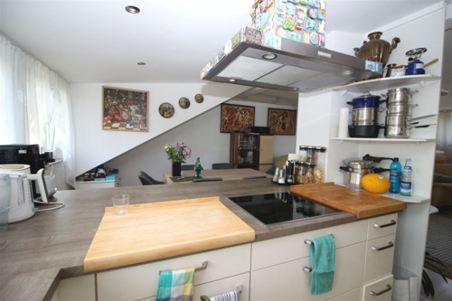 Kücheneinrichtung - 4 Zimmer Etagenwohnung in Stuttgart