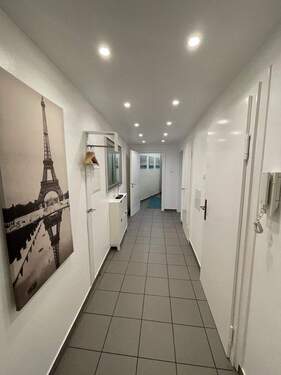 Bild 2 - 2 Zimmer Etagenwohnung zum Kaufen in Düsseldorf