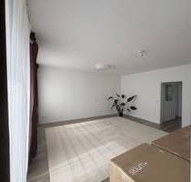 2 Zimmer mit kleinem Balkon in bester Lage von Pempelfort - Düsseldorf