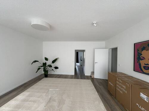 Blick zum Schlafbereich - 2 Zimmer Etagenwohnung in Düsseldorf