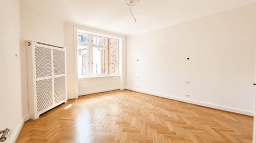 Schlafen I - Etagenwohnung mit 138,20 m&sup2; in Baden-Baden zur Miete