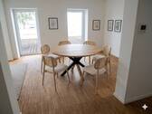 Wohnzimmer - Helle 4-Zimmer-Wohnung mit Terrasse & Innenhof-Stellplatz im Zentrum