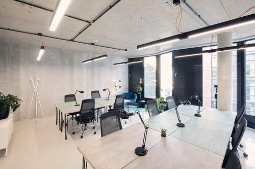Beispiel Büro/Arbeitsplätze - Teambüros mit Balkon am Moritzplatz - All-in-Miete