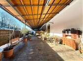 überdachte Terrasse - Mehrfamilienhaus, Wohnhaus mit 350,00 m&sup2; in Nittendorf zum Kaufen