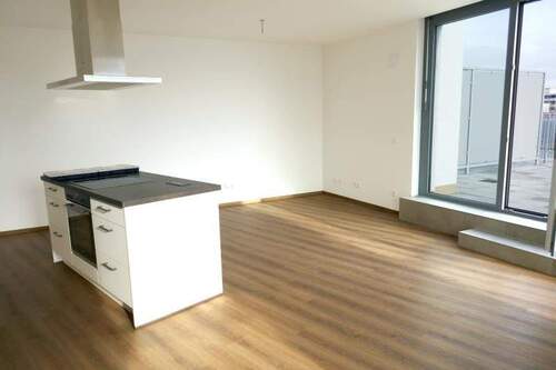 Küche Wohnen - 3 Zimmer Etagenwohnung in Nürnberg