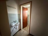 Vorraum Gäste-WC - 