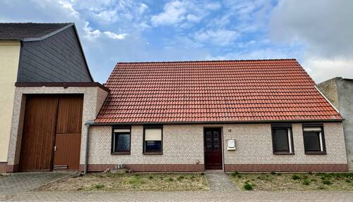 Straßenansicht - Einfamilienhaus in Walternienburg