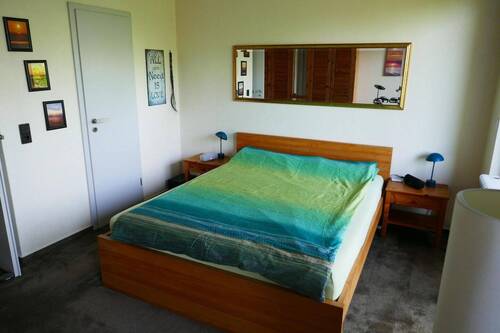 Schlafzimmer 1. OG - 