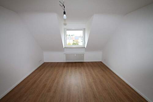 Wohnzimmer - Etagenwohnung mit 52,00 m² in Frankfurt am Main zur Miete