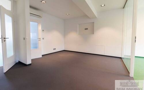Empfang - 4 Zimmer Büro in Düsseldorf
