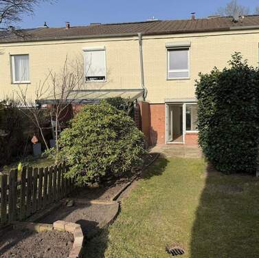 Garten mit Terrasse - 