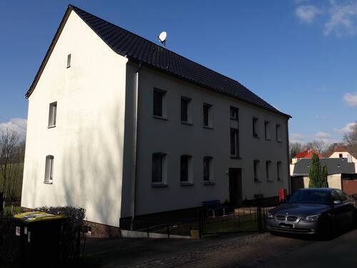 Polkenberger Dorfstraße Außenansicht.jpg - helle, gemütliche 3-Zimmer-Wohnung mit Gartennutzung in Leisnig OT Polkenberg