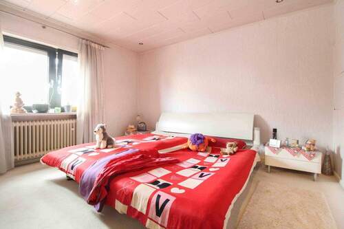 Schlafzimmer EG - 