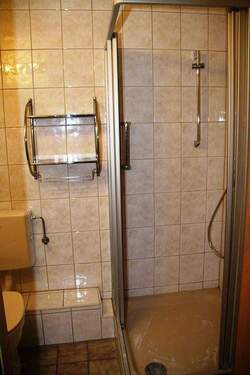 Gäste WV mit Dusche.JPG - 