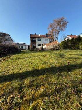 Hausrückseite mit Garten - 5 Zimmer Mehrfamilienhaus, Wohnhaus zum Kaufen in Großbettlingen
