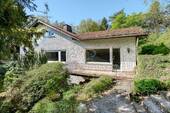 Seitenansicht mit Balkon - 