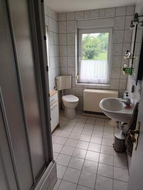 EG - Bad mit Dusche - 