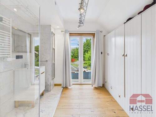 In Ihr Ankleidezimmer - 