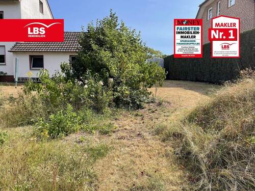 Blick zur Straße - Grundstück, 494 qm, in ruhiger Lage von Wiedenbrück