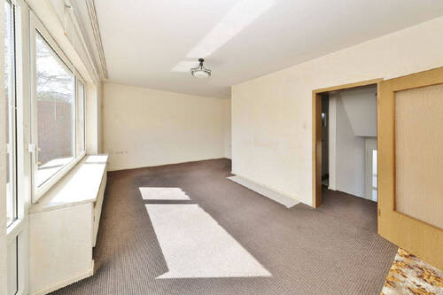 Wohn-/Esszimmer - 
