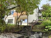 Hausansicht - Außergewöhnliches Einfamilienhaus mit Einliegerwohnung in Remshalden zu verkaufen!