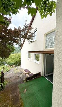 Eingang - 6 Zimmer Einfamilienhaus in Remshalden