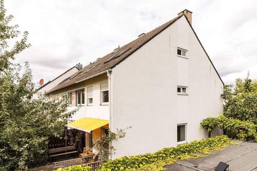 Ansicht Süd - Schönes Reiheneckhaus mit wunderbarem Garten
