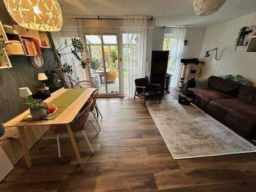 Blick in das Wohnzimmer - 4 Zimmer Reihenmittelhaus in Ahlen