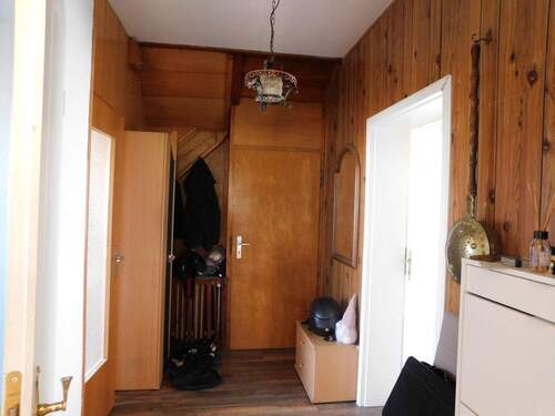 Flur - Einfamilienhaus mit 78,00 m&sup2; in Bonn zum Kaufen