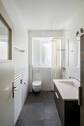 Tagesbelichtetes Bad - 