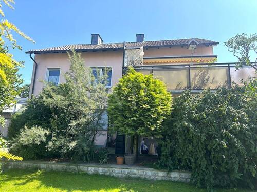 Westansicht - Großzügiges Einfamilienhaus in gefragter Wohnlage nahe Schulviertel