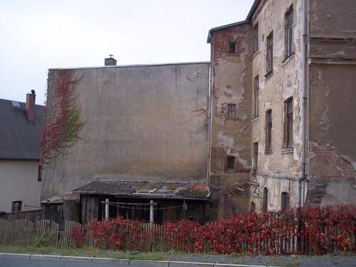 Grundsrück - Mehrfamilienhaus, Wohnhaus mit 150,00 m² in Markneukirchen zum Kaufen