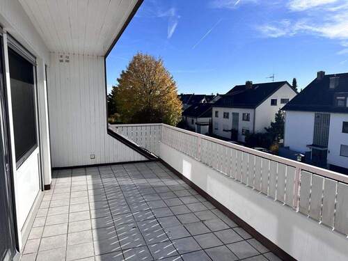 Balkon - 3 Zimmer Etagenwohnung zur Miete in Friedrichshafen