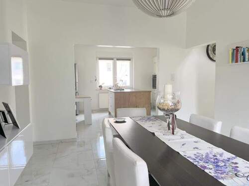 Esszimmer Ansicht 1 - 