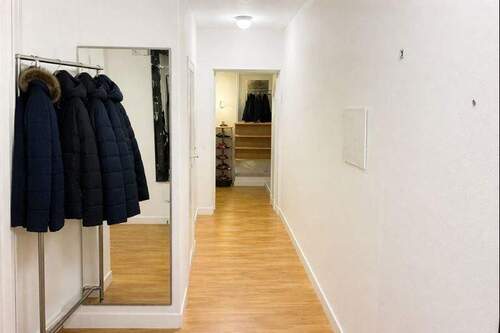 Flur - 3 Zimmer Etagenwohnung in Berlin