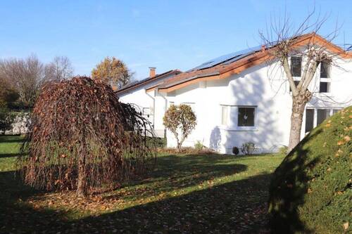 Hausansicht Ost-Seite - 7 Zimmer Einfamilienhaus in Paderborn