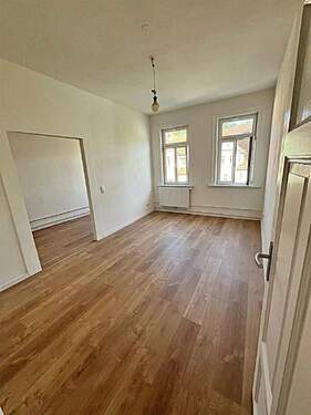 Bild1 - WG-Zimmer in bestehender 3er-WG in der City