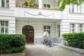 Eingang - 7 Zimmer Etagenwohnung zum Kaufen in Berlin