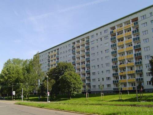 Hausansicht - Etagenwohnung mit 29,50 m&sup2; in Chemnitz zur Miete