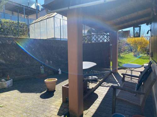 Freisitz - Mehrfamilienhaus, Wohnhaus mit 136,00 m&sup2; in Brechen zum Kaufen