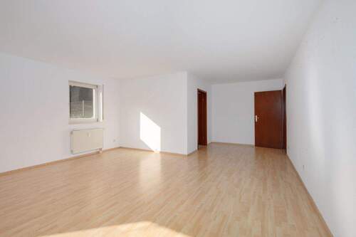 Wohnen/Essen - 2 Zimmer Etagenwohnung zum Kaufen in Neuenbürg