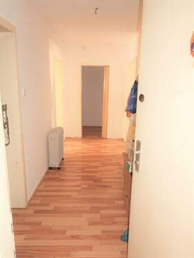 2.Zimmerwohnung im 1.OG rechts - 