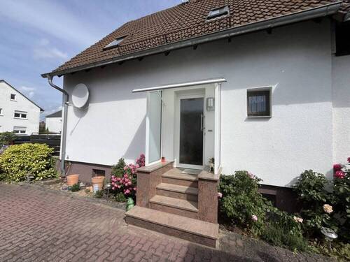 Eingang Haus 1 - 7 Zimmer Mehrfamilienhaus, Wohnhaus zum Kaufen in Rodgau / Jügesheim
