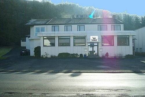 Bild 1 - 1 Zimmer Hotel, Pension, Gasthof zum Kaufen in Altenkirchen (Westerwald)