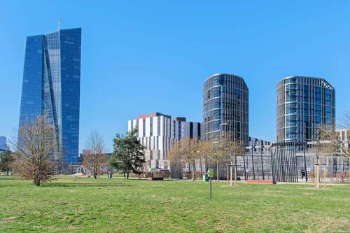 Blick über den Hafenpark - 