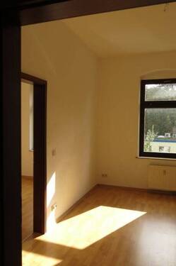 Bild 1 - 3 Zimmer Etagenwohnung zur Miete in Chemnitz