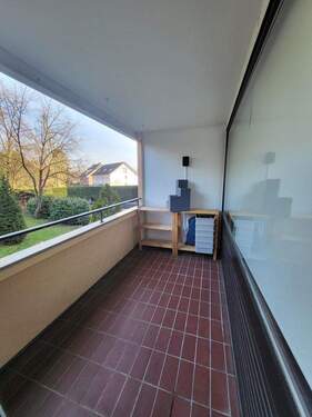Balkon Wohnzimmer - 3 Zimmer Etagenwohnung zum Kaufen in Mönchengladbach