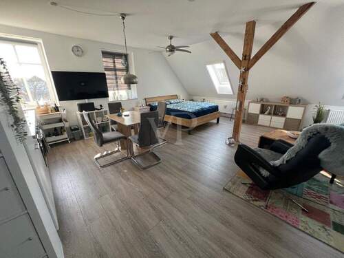 1. OG Rechts (Zweitwohnung) - Wohnbereich - 