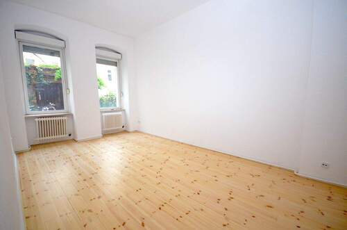 Wohzimmer - 3 Zimmer Etagenwohnung in Berlin